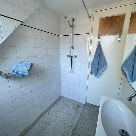 Cozy Near For 3 Сasa de vacaciones Bergen